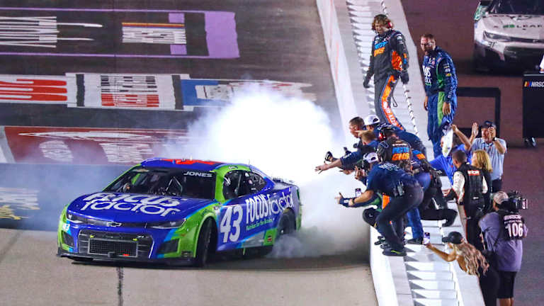 Deja vu of sorts: Jones puts No. 43 back in Darlington victory lane after 55 years